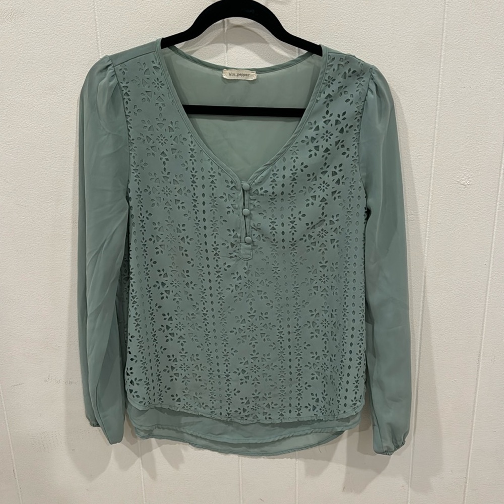 Blu pepper no Size label but prob M blouse (small stains) 3 for $10